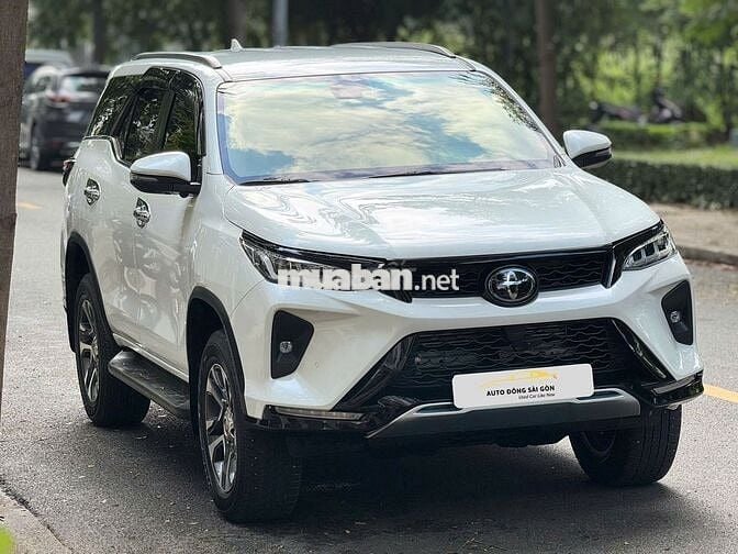 Toyota Fortuner Legender 2.8L AT 4x4 Model 2023