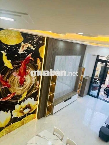 Bán nhà hẻm5m 4x11 .2 taầng 2pn 2tolet sổ vuôn đẹp sát mặt tiền  lớn