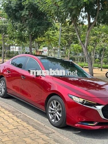 Mazda3 2022 luxury