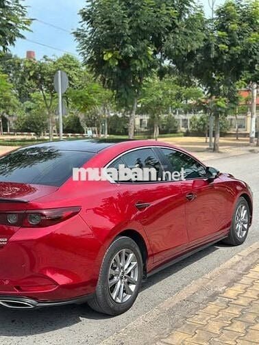 Mazda3 2022 luxury
