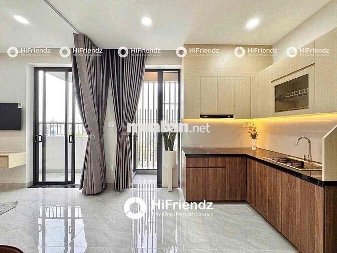 Studio ban công, tách bếp, máy giặt riêng, full NT mới