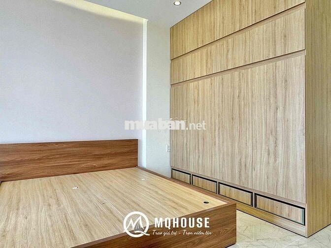 STUDIO PHÒNG NGỦ BAN CÔNG SIÊU RỘNG, NỘI THẤT SANG XỊN