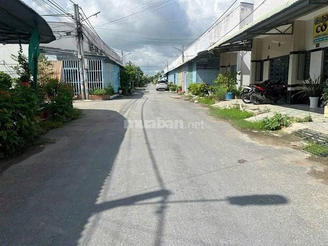 Kẹt Tiền Cần Bán nhanh Căn nhà ngay TânHiệp HócMôn 109m2 Sổ Hồng Riêng