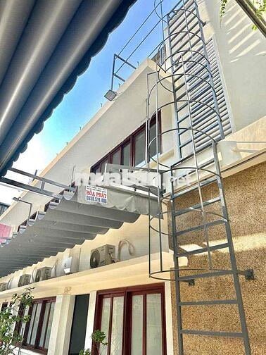 Sát Cầu Bông Tiện Sang Q1, Full Nội Thất, Chỉ Tính Điện Nước
