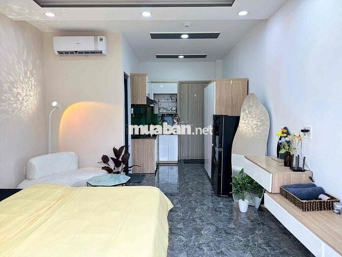 Căn Hộ Studio Ban Công 28m2 - Gần Khu Ẩm Thực Phan Xích Long