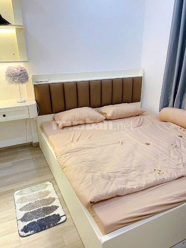 Chung cư Satra, Phan Đăng Lưu, PN: 3p ngủ, NT mới, 145m2, 20tr5/th