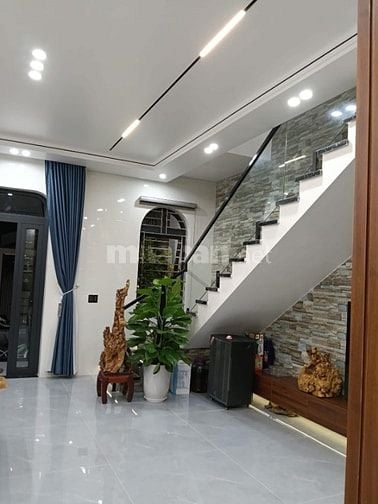 Xoay vốn bán gấp nhà Nguyễn Kiệm P4 Phú Nhuận,56m²,hẻm 6m,giá tốt 2 tỷ