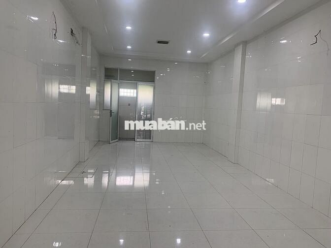 Nhà mặt tiền 80m2, phù hợp làm VP, buôn bán, đường TMT 05, Quận 12