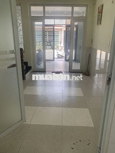 Nhà mặt tiền 80m2, phù hợp làm VP, buôn bán, đường TMT 05, Quận 12