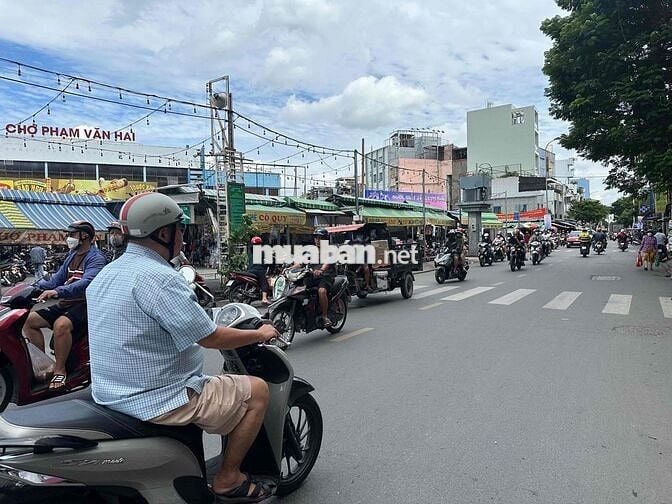 Phạm Văn Hai P3 Tân Bình hẻm 🚗 DT 4*12.5 giá 6.99 Tỷ TL