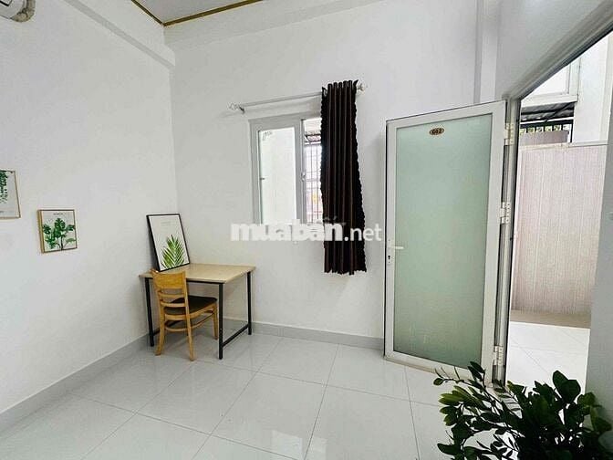 CHO THUÊ PHÒNG TRỌ FULL NỘI THẤT CÁCH ĐẠI HỌC NTT 500M