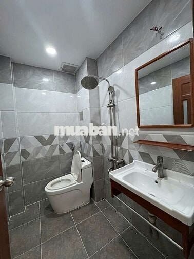 Cho thuê nguyên căn Mới Đẹp, bề thế. Lê Văn Khương, P Hiệp Thành Q12