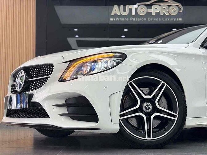 Mercedes Benz C Class 2019 C 300 AMG - 39000 km