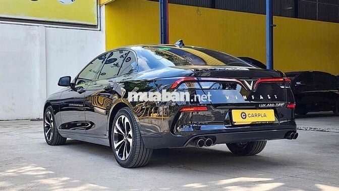 VinFast Lux A2.0 2022 A2.0 Tiêu chuẩn - 28000 km