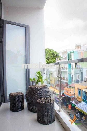GẦN SÂN BAY PHÒNG Ở NGUYỄN VĂN CÔNG CĂN HỘ FULL NỘI THẤT BAN CÔNG