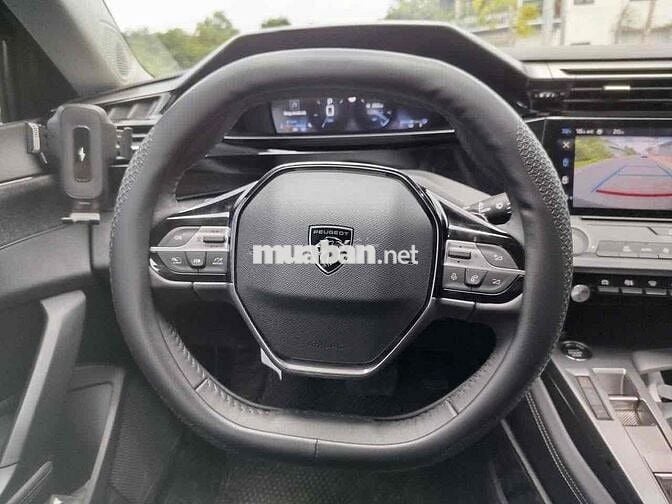 Peugeot 408 2024 Allure 1.6 AT - 13000 km