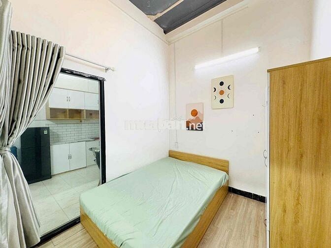 2PN FULL NT CỬA SỔ TRỜI NGAY HOÀNG SA TRƯỜNG SA PHÚ NHUẬN TÂN BÌNH Q3