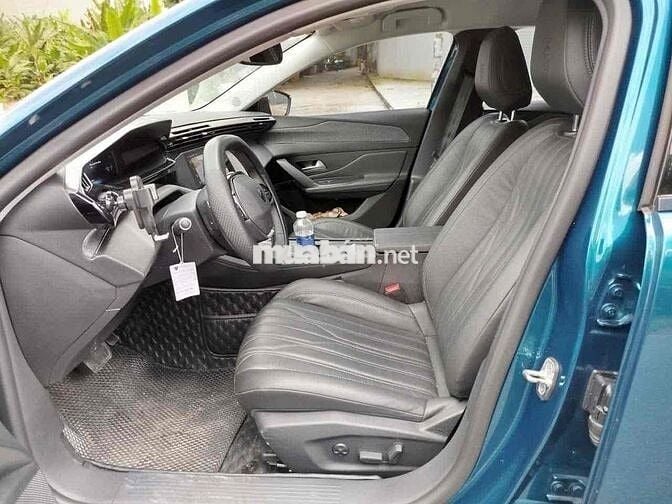 Peugeot 408 2024 Allure 1.6 AT - 13000 km