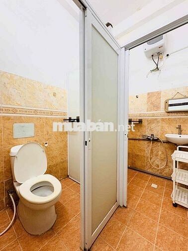 2PN FULL NT CỬA SỔ TRỜI NGAY HOÀNG SA TRƯỜNG SA PHÚ NHUẬN TÂN BÌNH Q3