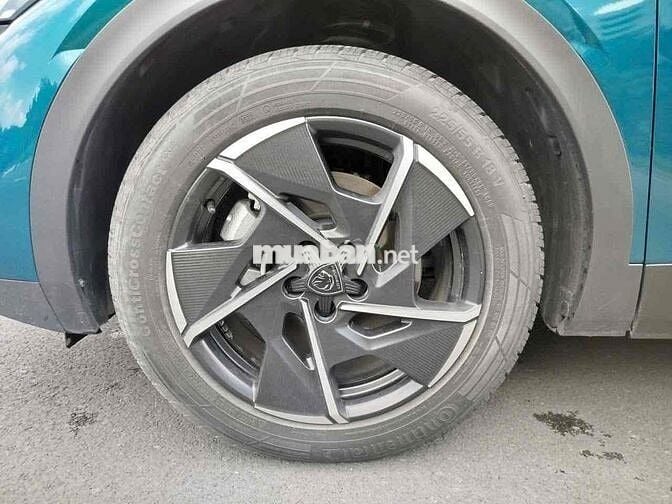Peugeot 408 2024 Allure 1.6 AT - 13000 km