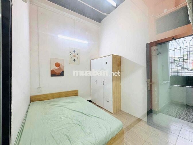 2PN FULL NT CỬA SỔ TRỜI NGAY HOÀNG SA TRƯỜNG SA PHÚ NHUẬN TÂN BÌNH Q3