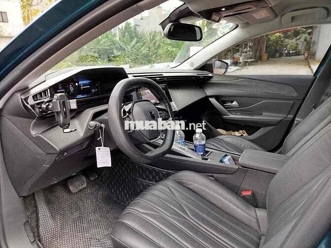 Peugeot 408 2024 Allure 1.6 AT - 13000 km