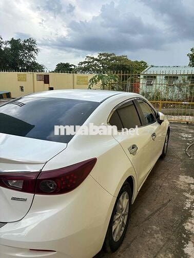 Mazda 3 2016 1.5 AT Sedan - 95 km