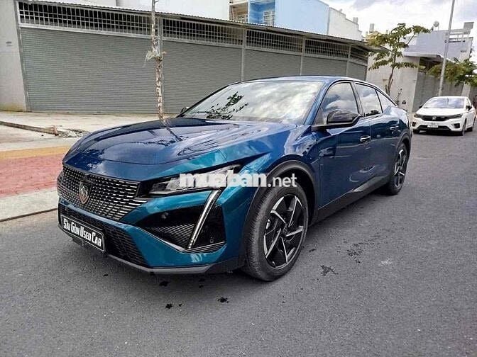 Peugeot 408 2024 Allure 1.6 AT - 13000 km