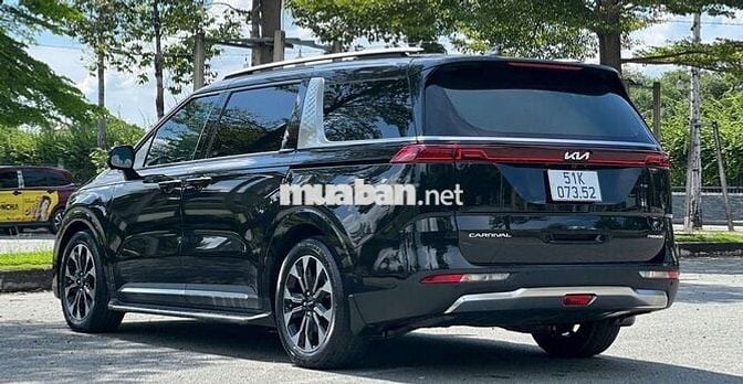 2023 Premium 2.2D 7S - 71000 km