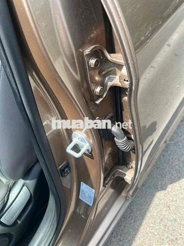 Hyundai Elantra 2016 1.6 AT - 75678 km