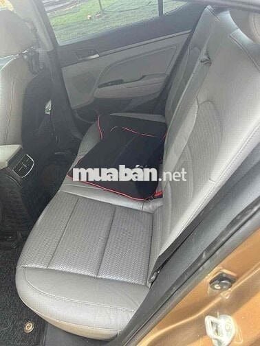 Hyundai Elantra 2016 1.6 AT - 75678 km