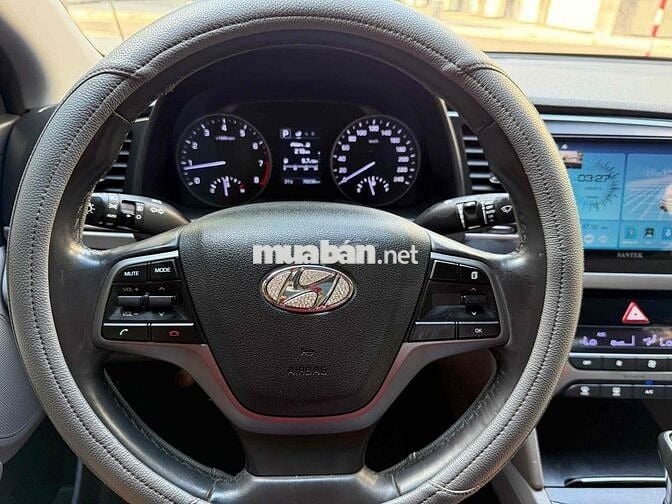 Hyundai Elantra 2016 1.6 AT - 75678 km