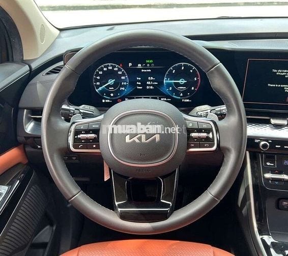 2023 Premium 2.2D 7S - 71000 km