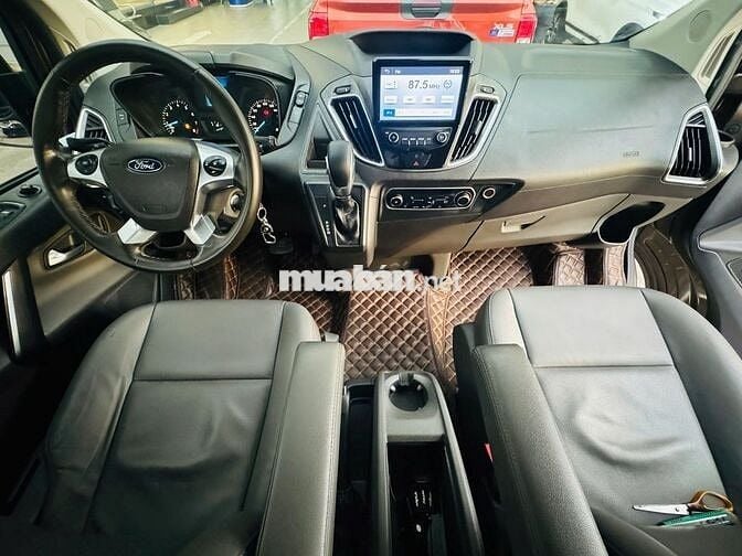 Ford Tourneo Tita 2019 - Mẫu Xe 7 Chỗ Máy Xăng