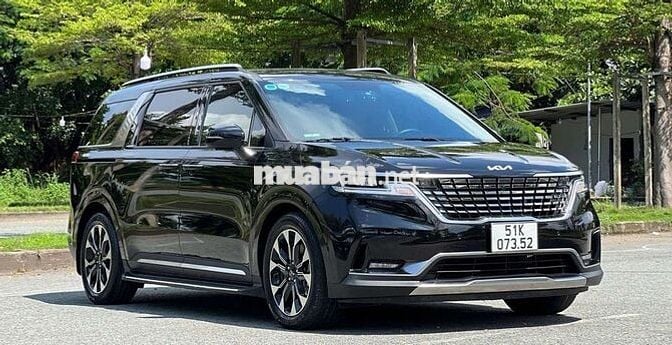 2023 Premium 2.2D 7S - 71000 km