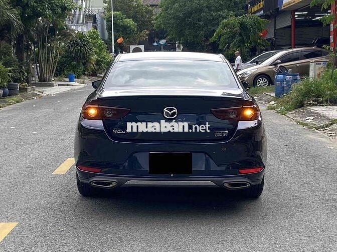 Mazda 3 2022 1.5L Luxury - 49000 km