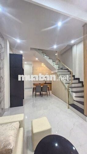 Nhà trục chính hẻm 2 Bùi Hữu Nghĩa,P.Bình Thủy,TP.CẦN THƠ.