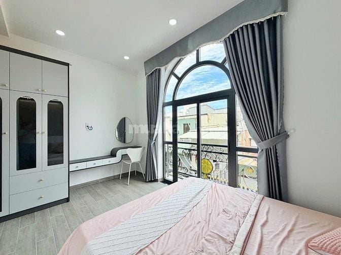 SIÊU PHẨM ⭐️VILLA PHỐ 3 Lầu tuyệt đẹp Cao cấp hẻm XH 5m Bùi Quang Là 