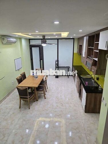 Cho thuê nhà nguyên căn ngõ 191 thạch bàn long biên 5 tầng giá 12 triệ