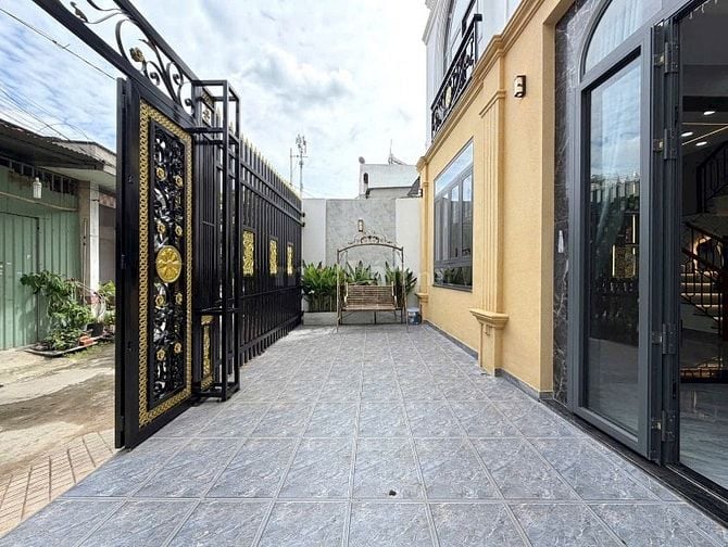 SIÊU PHẨM ⭐️VILLA PHỐ 3 Lầu tuyệt đẹp Cao cấp hẻm XH 5m Bùi Quang Là 