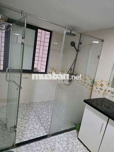 Cho thuê nhà nguyên căn ngõ 191 thạch bàn long biên 5 tầng giá 12 triệ