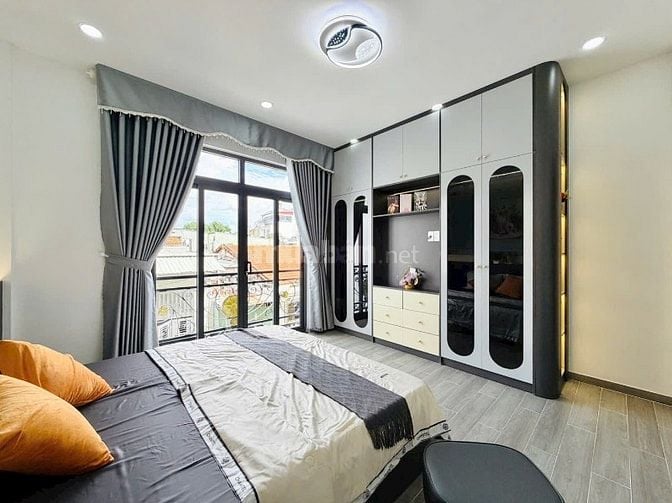 SIÊU PHẨM ⭐️VILLA PHỐ 3 Lầu tuyệt đẹp Cao cấp hẻm XH 5m Bùi Quang Là 