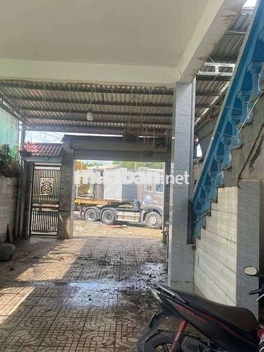 Cho thuê nhà làm căn hộ dịch vụ gần làng đại học