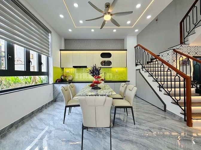 SIÊU PHẨM ⭐️VILLA PHỐ 3 Lầu tuyệt đẹp Cao cấp hẻm XH 5m Bùi Quang Là 