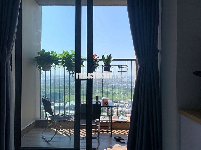Bán lỗ STUDIO 40m2 1tỷ150(Ko bancol) + 1tỷ250(Có bancol) Opal Skyline