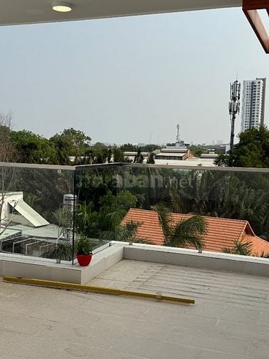 Cho thuê căn hộ mini có bán công, DT 25m2, giá 3,5 tr