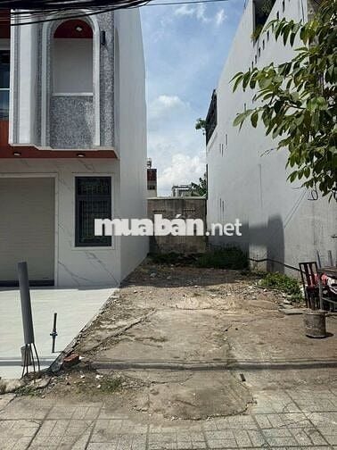 Bán đất ngã tư ga quận 12 - HXT thông - 84m2 - 4 tỷ.