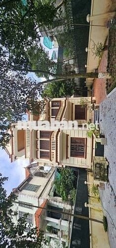 Cần cho thuê căn biệt thự View sông Hồng