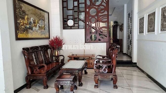 NHÀ MẶT TIỀN - MỚI ĐẸP - CÓ NỘI THẤT, MÁY LẠNH