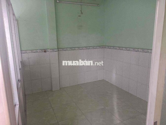 Bán nhà mặt tiền đường Lê Thị Hoa